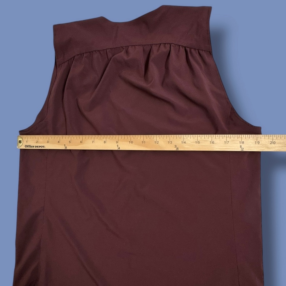 Ministry Of Supply Women's Maroon Red Juno Sleeveless Top V Neck Size S merlot - Picture 5 of 7